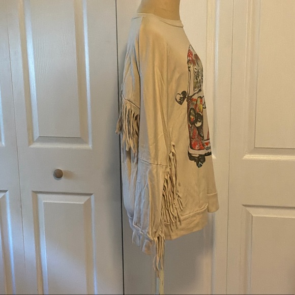 Lauren Moshi Cream Fringe Sweatshirt - Picture 5 of 9